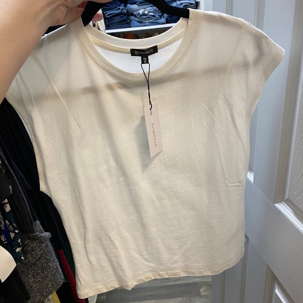 White darted tee